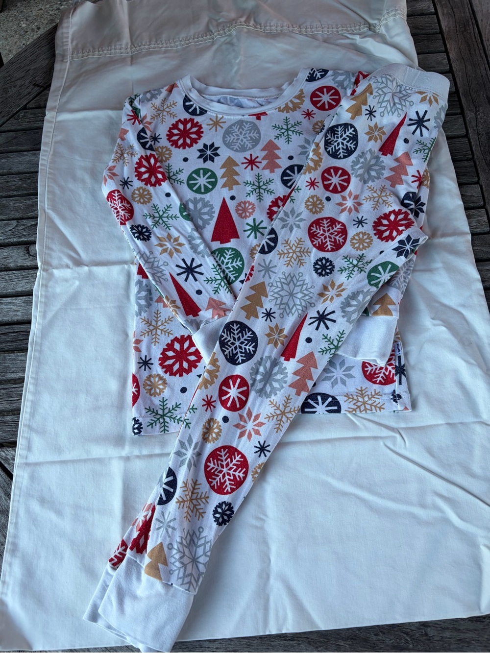 Little Sleepies Merry & Bright Holiday Print Pajama Set 5/6 Bamboo 2-Piece